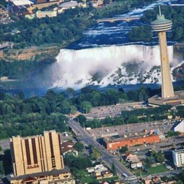 15 Niagara Falls Hotels Canada Best View Hotels with the Best Falls View I am Winfred