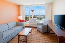 15 Niagara Falls Hotels Canada Best View: Hotels With The Best Falls View 34 Four Points By Sheraton Niagara Falls Room