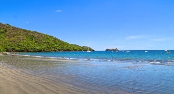 16 Best Swimming Beaches in Costa Rica.