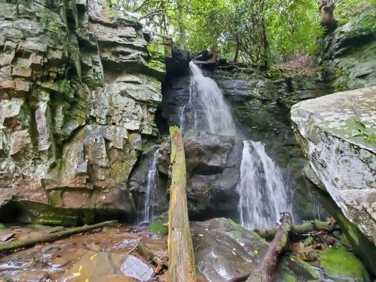 13 Incredible Waterfalls In Gatlinburg 10 Baskins Creek Falls