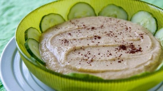 Cucumber Slices With Hummus