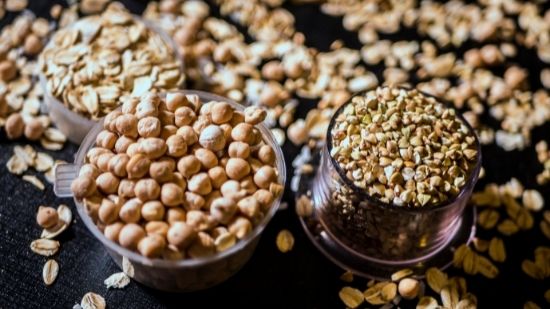 35 Healthy Snacks You Can Eat To Lose Weight. 4 Mixed Nuts
